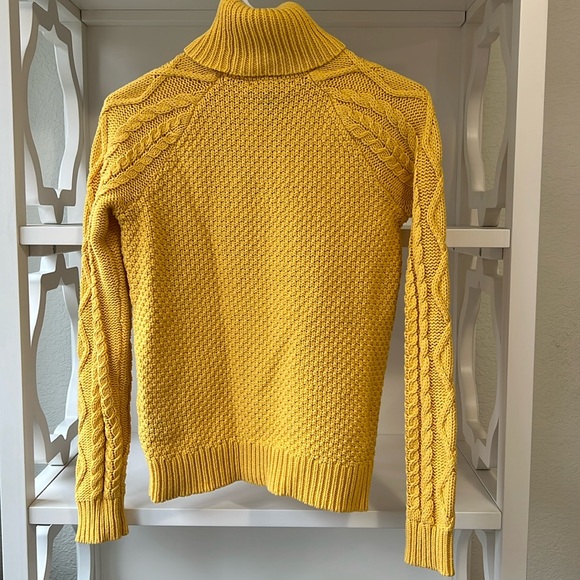 Ralph Lauren Cotton Blend Turtleneck Cable Knit Yellow Sweater Size M - Picture 2 of 7